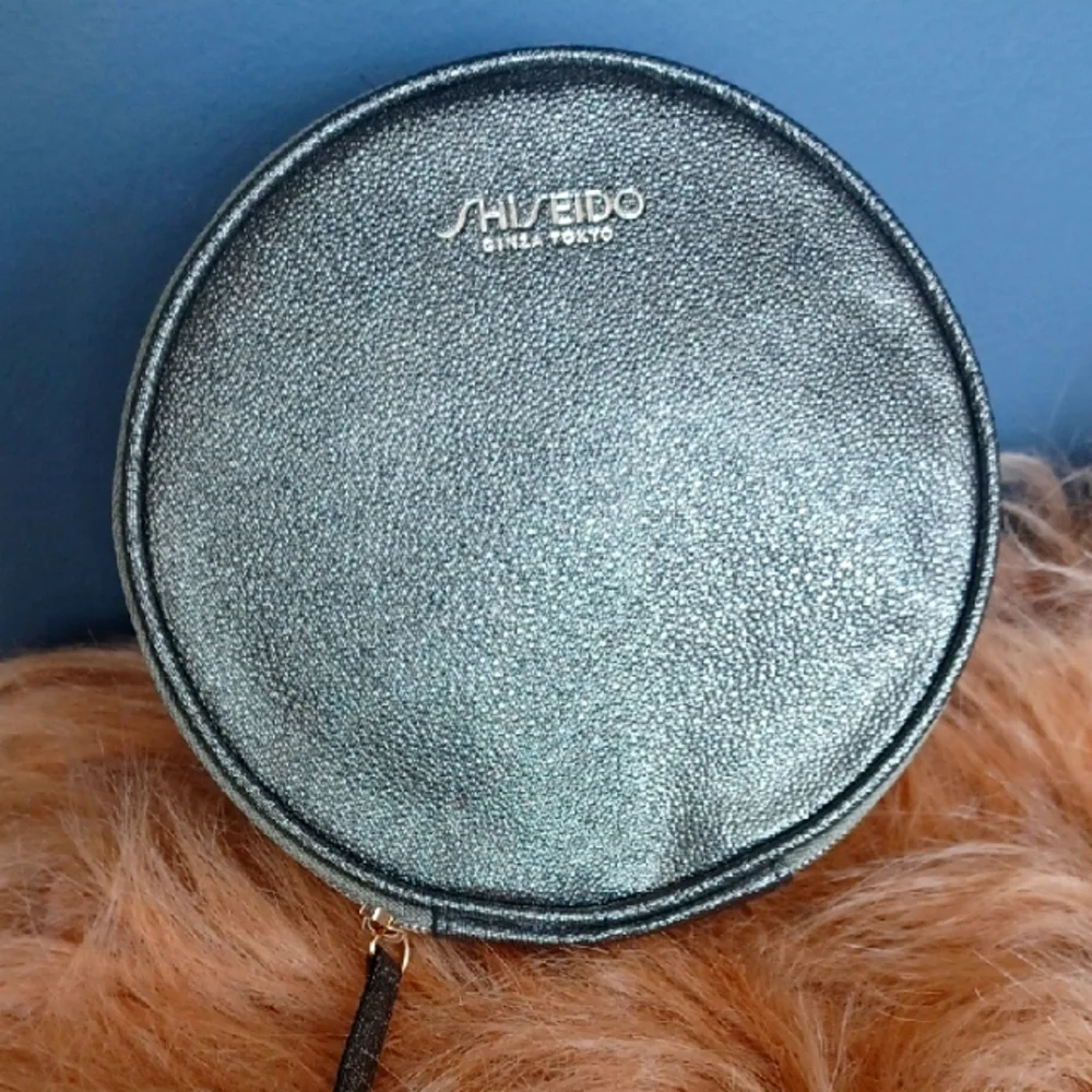 Shiseido Metallic Round Cosmetic Bag